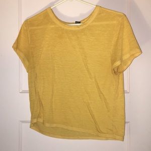 Forever 21 yellow short sleeve t shirt